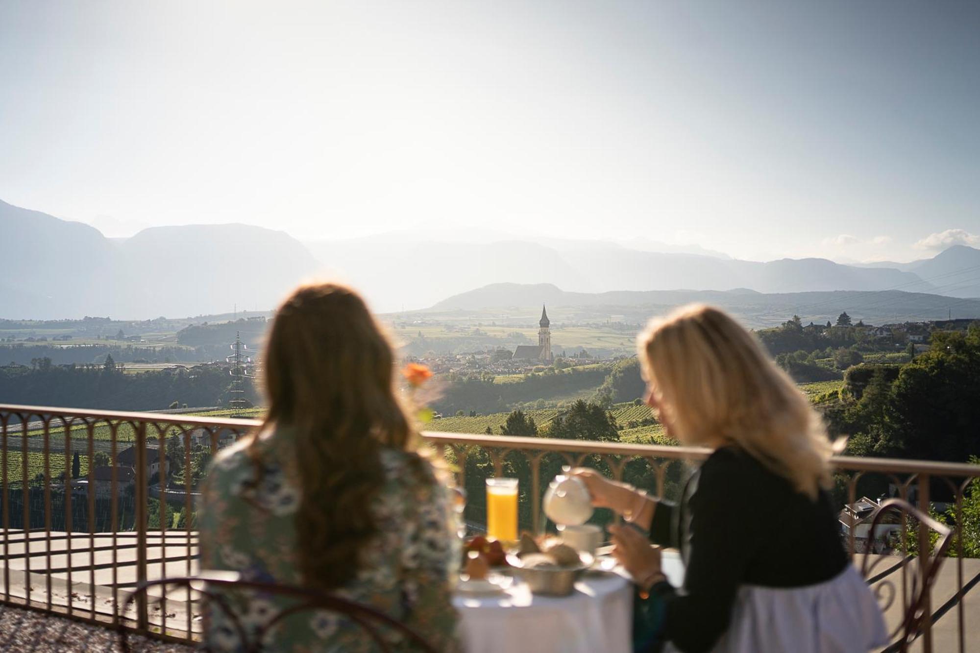 Schloss Hotel Korb Appiano Sulla Strada Del Vino Exteriér fotografie